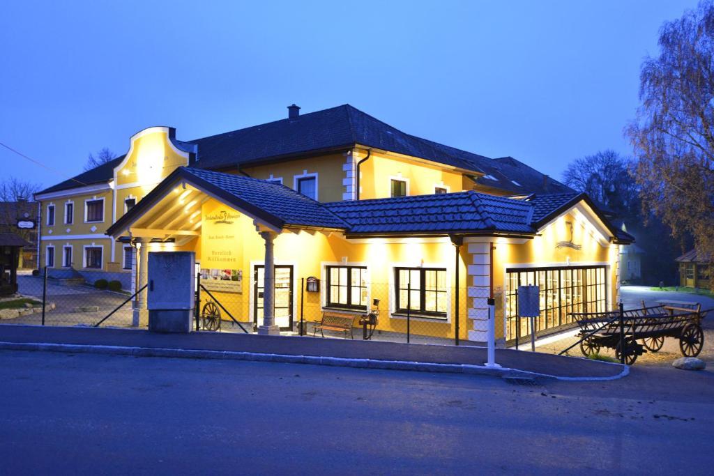 Perbersdorfer Heuriger Hotel Neuhofen an der Ybbs Ngoại thất bức ảnh
