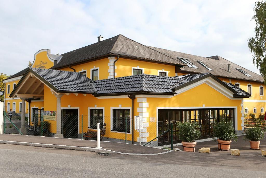 Perbersdorfer Heuriger Hotel Neuhofen an der Ybbs Ngoại thất bức ảnh